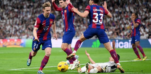 B体育入口-世纪大战巴萨又被黑？裁判又全责？