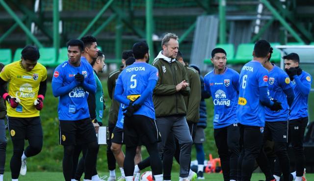 1697428429209075559.jpg 泰国队_副本.jpg